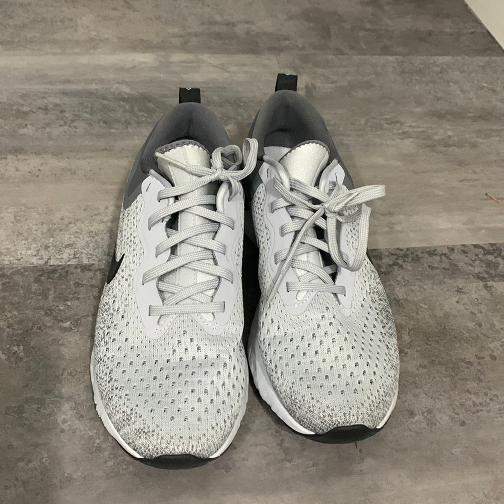 US Size 9 Gray Odyssey React Series Nike Shoes